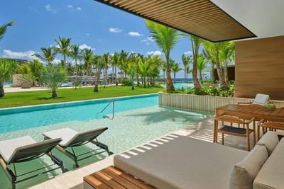 Palm Suite Swim Out One Bedroom Suite