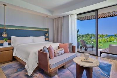 St. Regis One Bedroom Suite