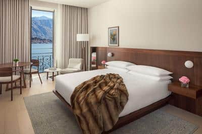Standard Room Lake View, 1 King