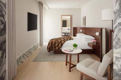 Guest Room, 1 King
