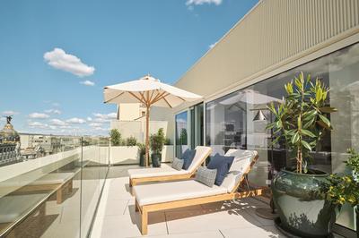 Yuhi Suite