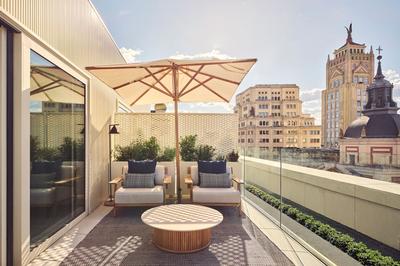Hikari Suite