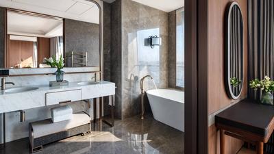Executive Ocean View Suite