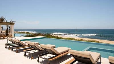 Oceanfront Three Bedroom Presidential Villa