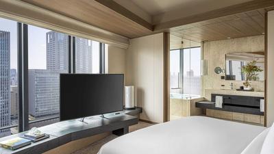 Corner Suite