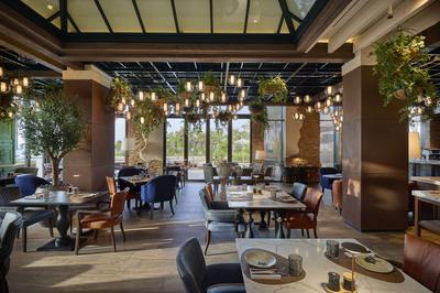Essenza Restaurant