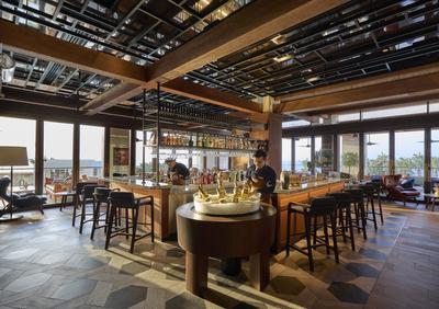 Essenza Bar