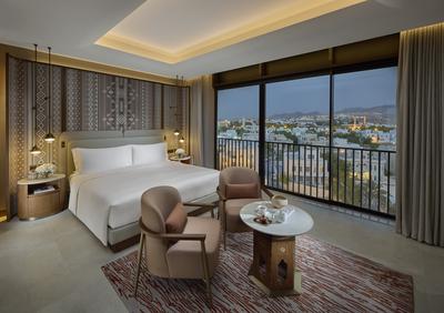 Junior Mountain View Suite