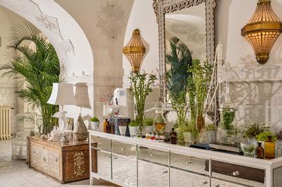 Botanical Bianca Bar