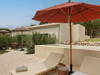 Private Pool Suite