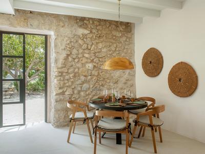 Singular Restaurant