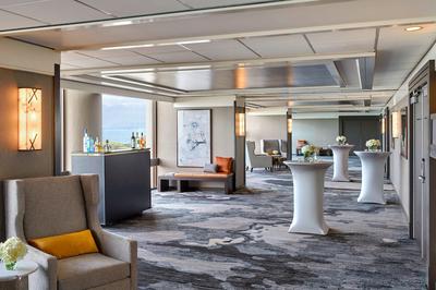Junior Ballroom Foyer