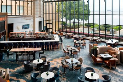 Flights 101 Lobby Lounge