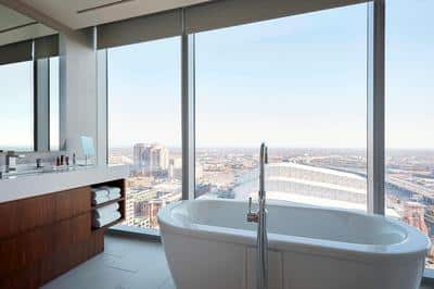 Executive Suite - Bathroom