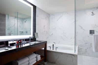 Vice Presidential Suite - Bathroom