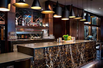 Cueva - Wine Bar