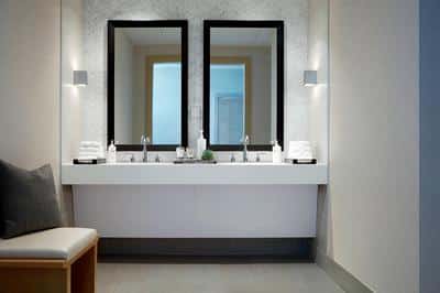 Pure Spa - Bathroom