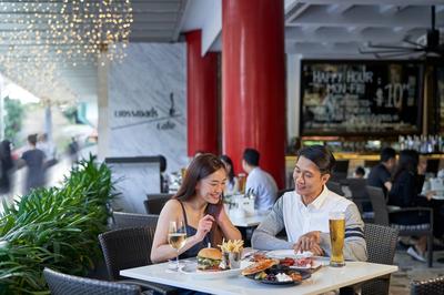 Crossroads - Dining