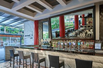 Crossroads - Bar
