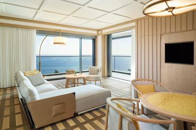 Panorama Suite Living Room