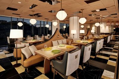 The Flying Hog Dinner Romantic Venue