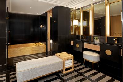 Panorama Suite Bathroom