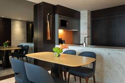 Superior Studio Apartment - Dining area and Kitche