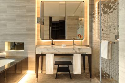 Superior Studio Apartment - Bathroom