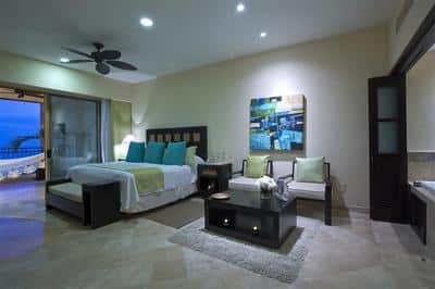 Guest room