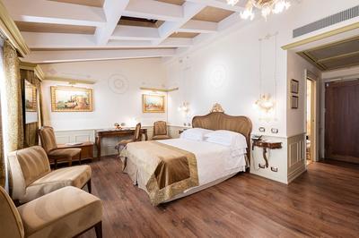 Junior Suite City View