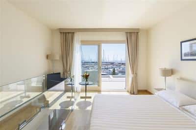 DUPLEX SEA FRONT bedroom first floor