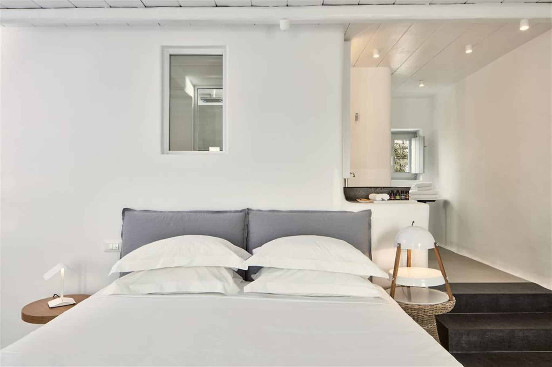 The Blanc Pool Suite