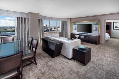 One-Bedroom Presidential Suite