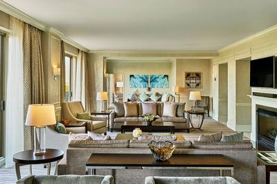 Champion Suite