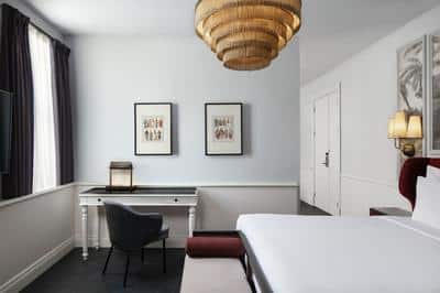 Junior King Suite