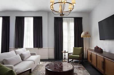 Signature King Suite