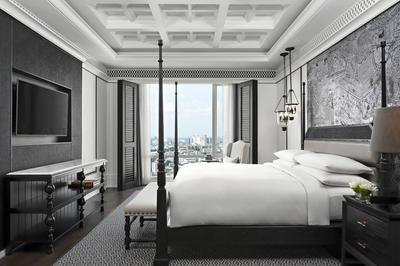 M Club lounge access, Presidential Suite, 1 King