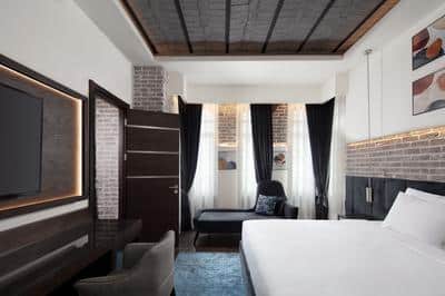 Karakoy Banque Suite, 1 King, Sofa Bed