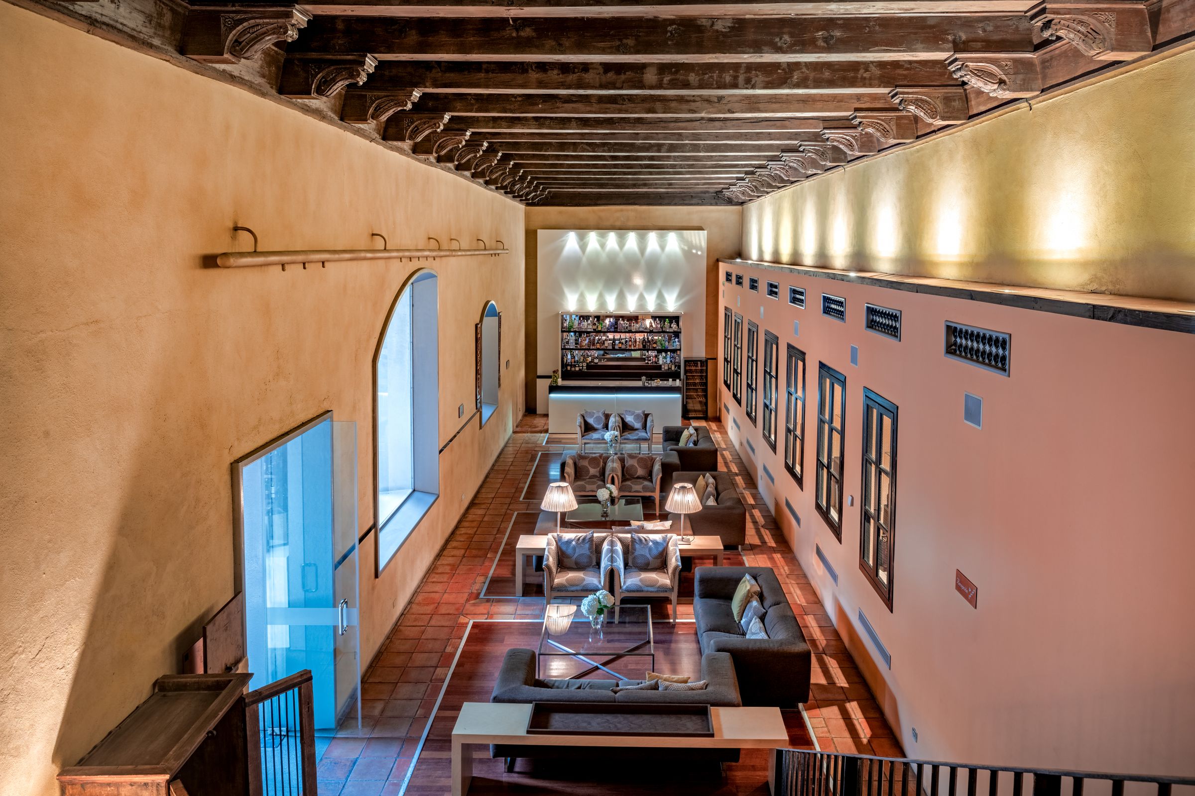 El Claustro Bar
