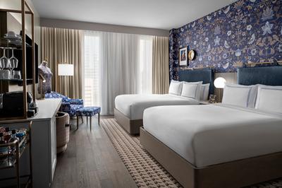 Queen Queen Guest Room