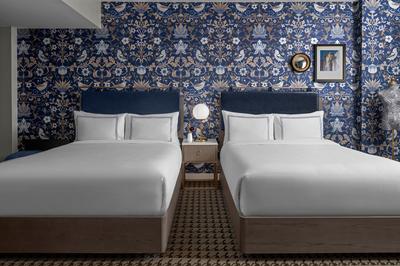 Queen Queen Guest Room