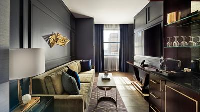Corner Suite