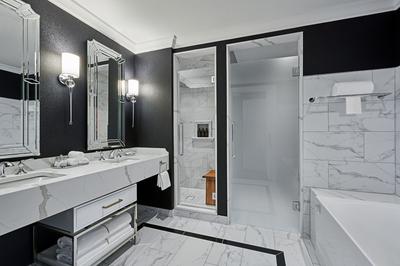 Corner Suite