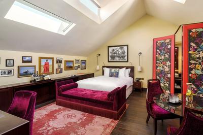 Junior Club Suite