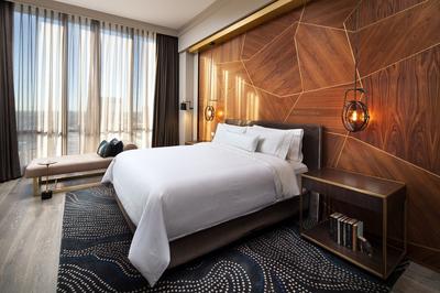 Skyline Suite
