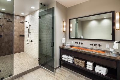 Texan Suite