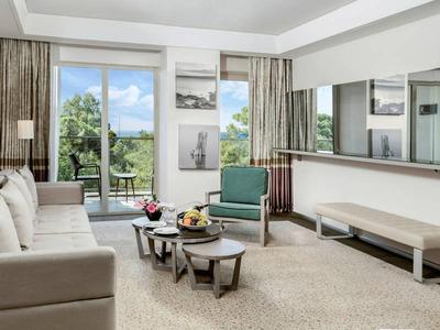 Deluxe Suite, Sea View