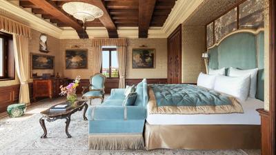 Junior Deluxe Suite