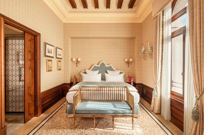 2-Bedroom Suite