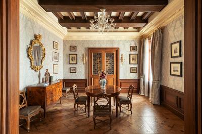 Signature Suite